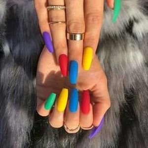 Meet your Posher, Victoria